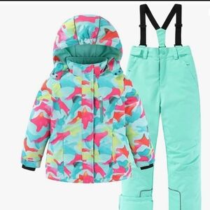 Pre Loved Snowsuit // Hooded Ski Jacket and Pants